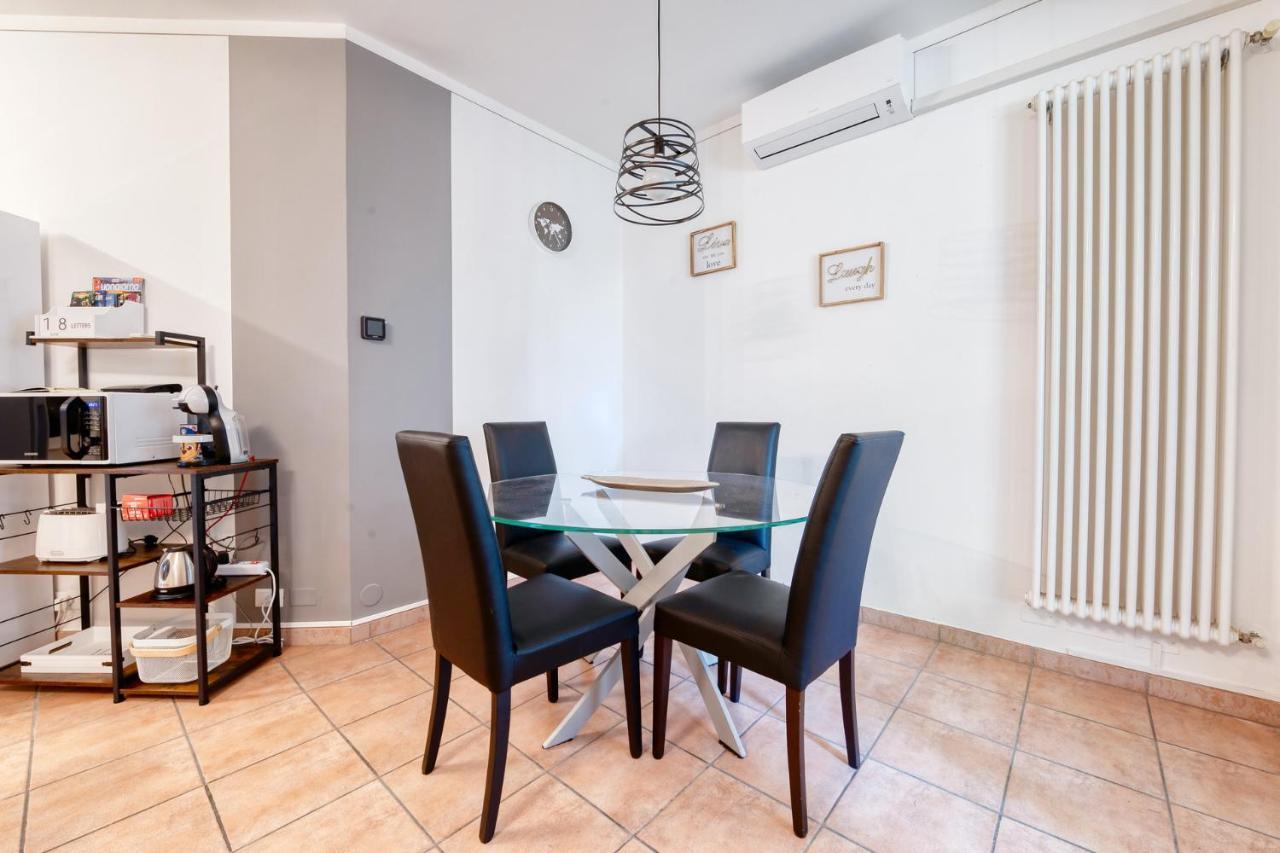 Wolf House - Peschiera Holiday - Jacuzzi Privata Peschiera del Garda Ngoại thất bức ảnh