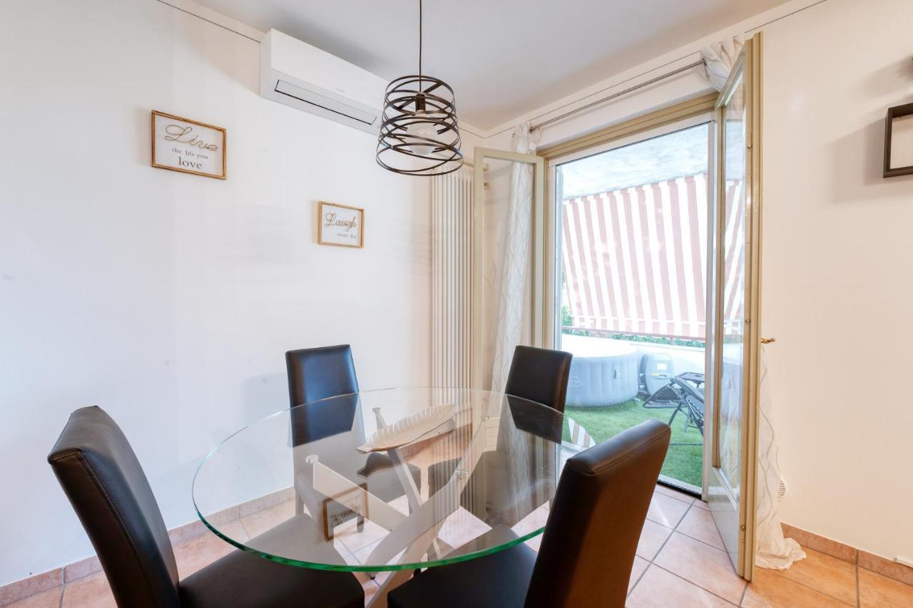 Wolf House - Peschiera Holiday - Jacuzzi Privata Peschiera del Garda Ngoại thất bức ảnh