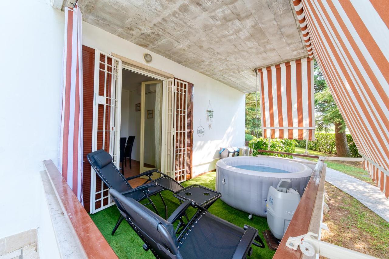 Wolf House - Peschiera Holiday - Jacuzzi Privata Apartment Peschiera del Garda Ngoại thất bức ảnh